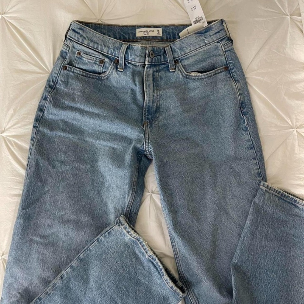 Abercrombie & Fitch low rise Baggy Blue Women's Jeans